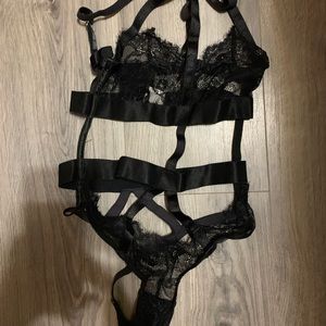 Black lingerie XS